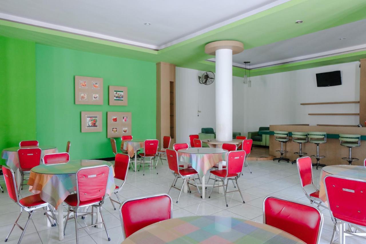 호텔 타만 인다 마디운 외부 사진